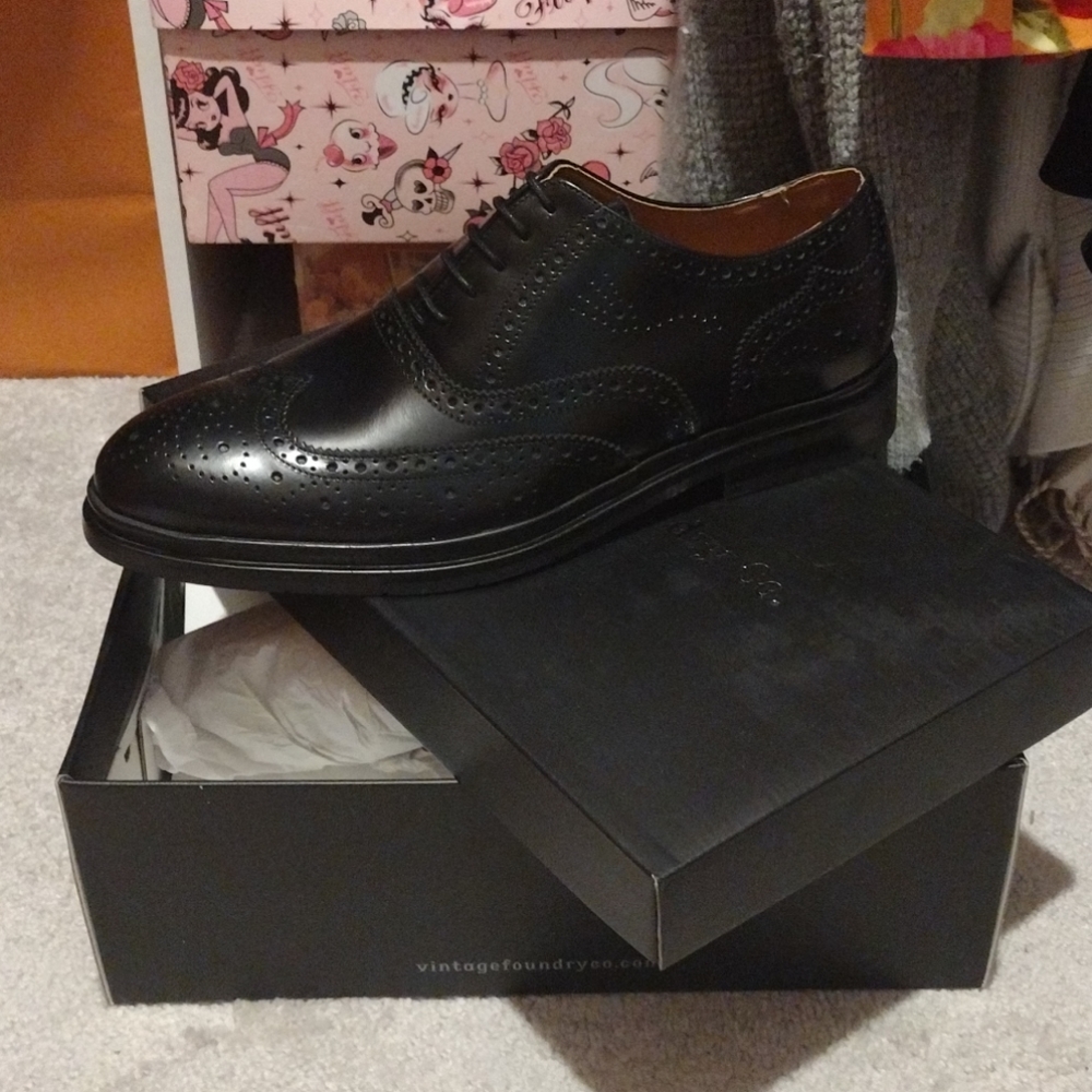 Vintage Foundry dress shoes